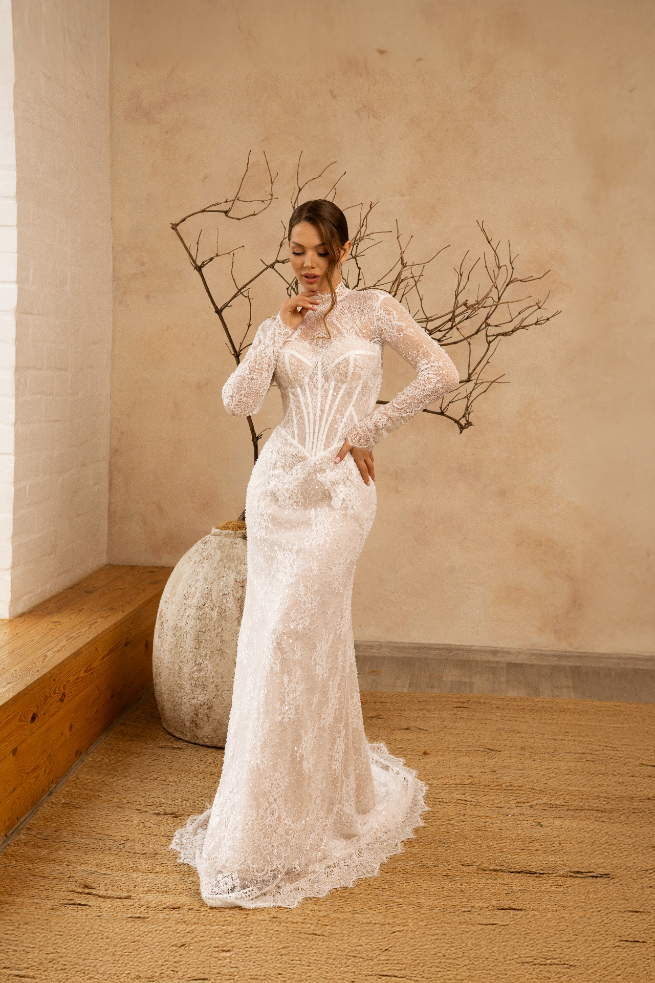 Zlata — form-fitting all-over lace silhouette with corset bodice and long sleeves