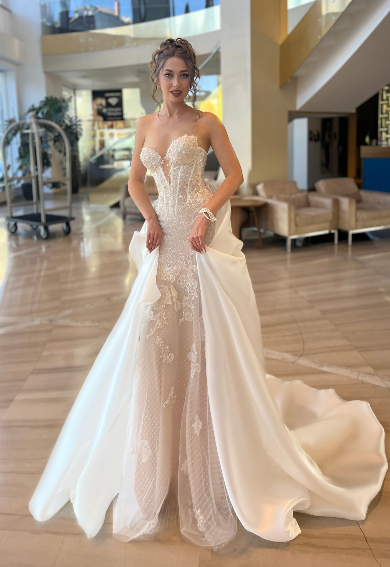 Narcissus — LEMAKS Flower Collection bridal gown