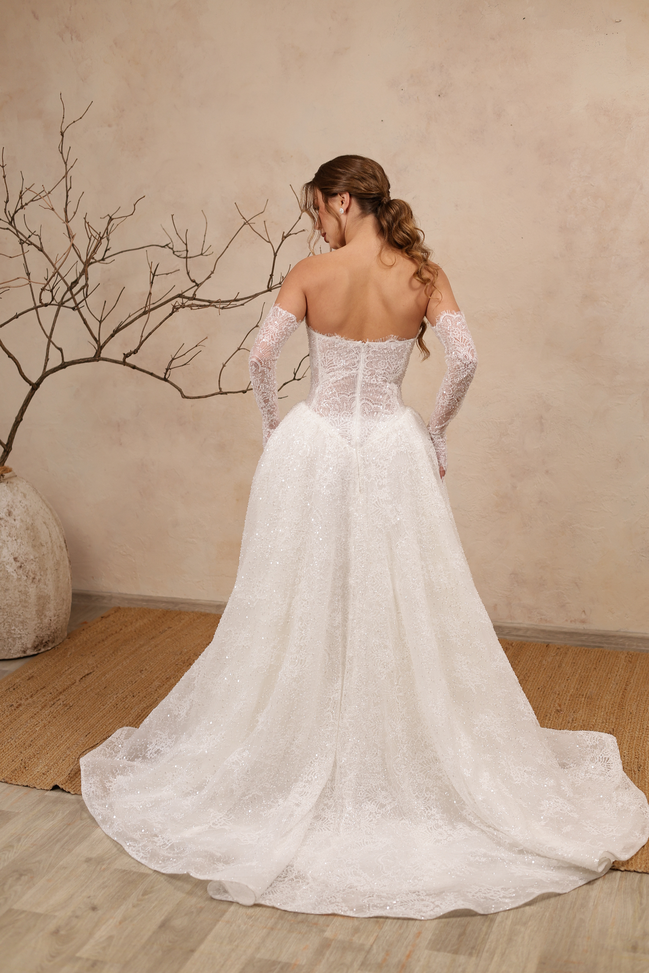 Jasmine — back view