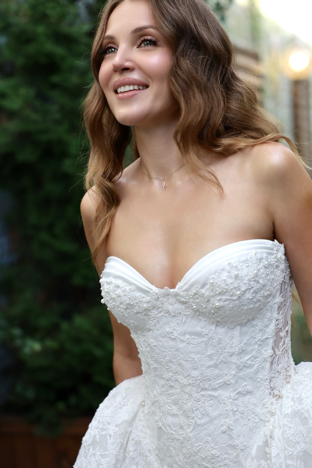 Bliss — close-up of the sweetheart neckline and intricate lace appliqué