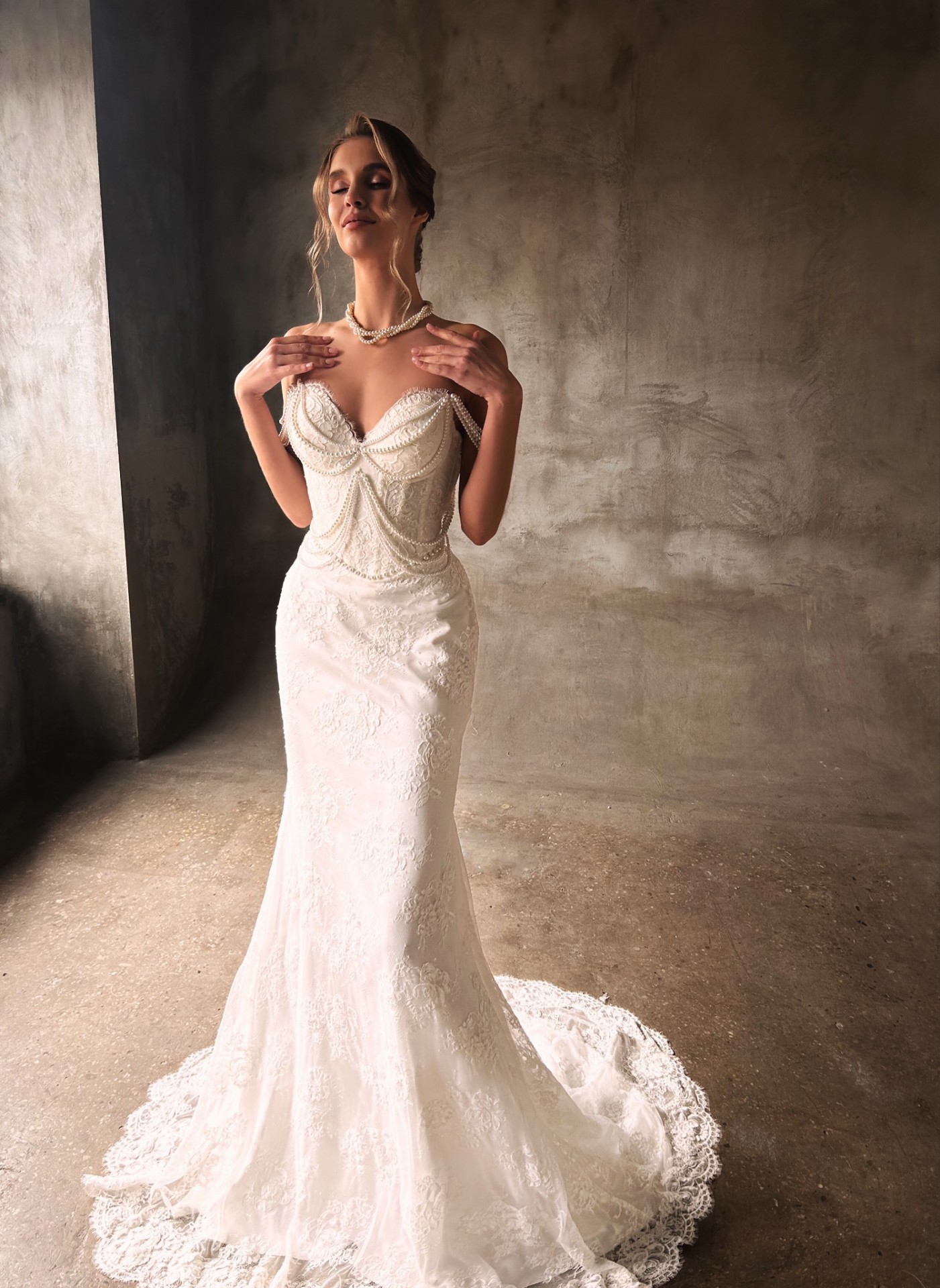 Elizabeth — LEMAKS Famous mermaid gown with pearl-draped corset bodice and all-over lace