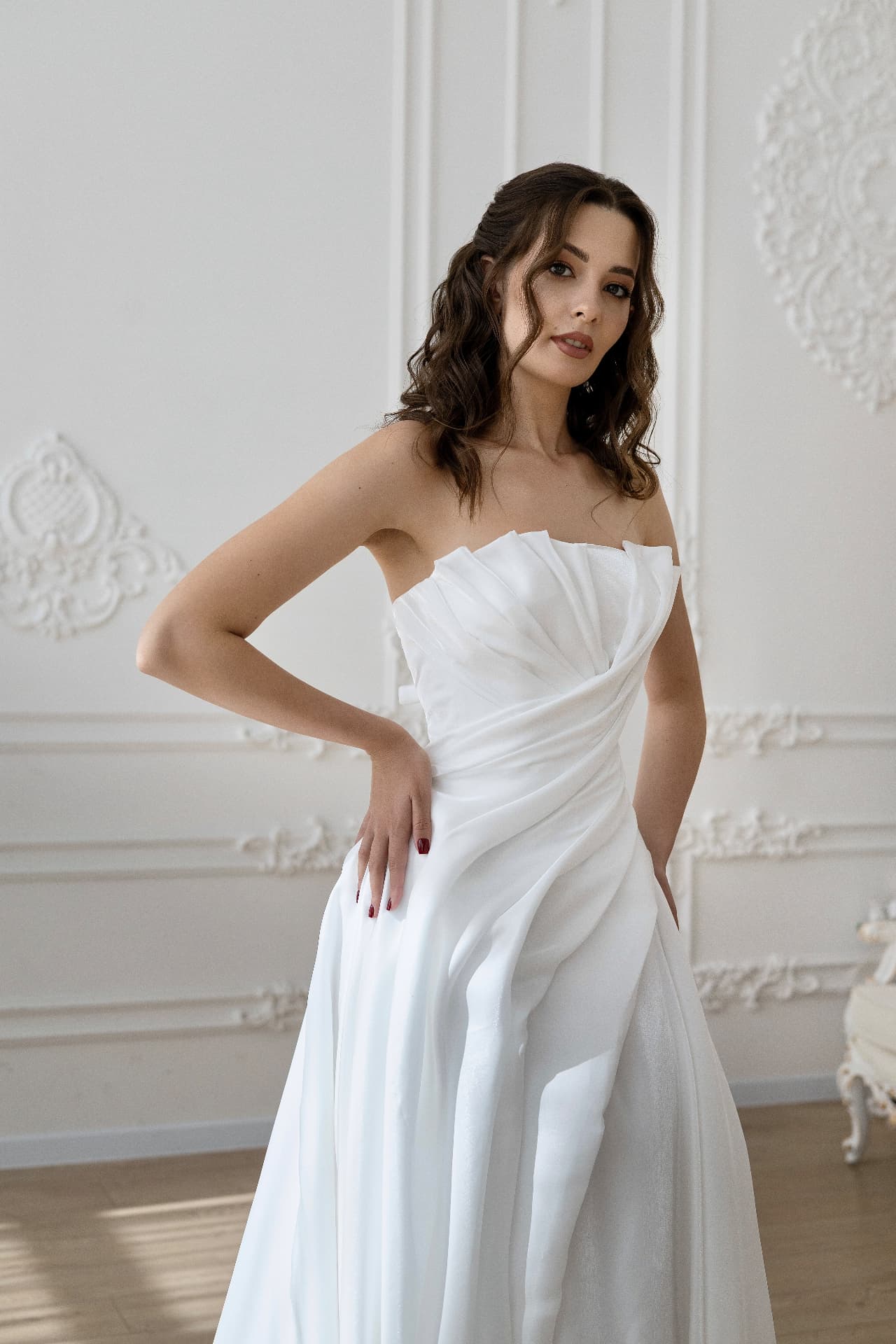 Frigg — draped bodice detail