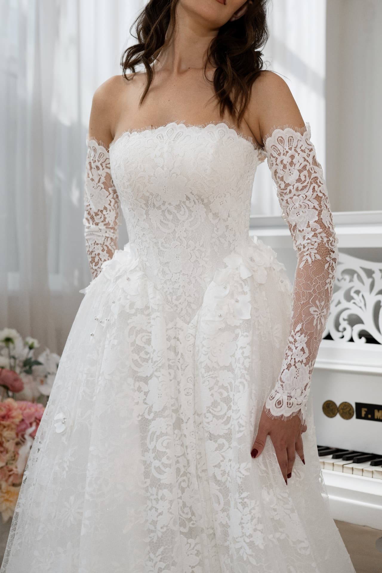 Andromeda — fitted lace bodice with 3D floral appliqués and pearl accents